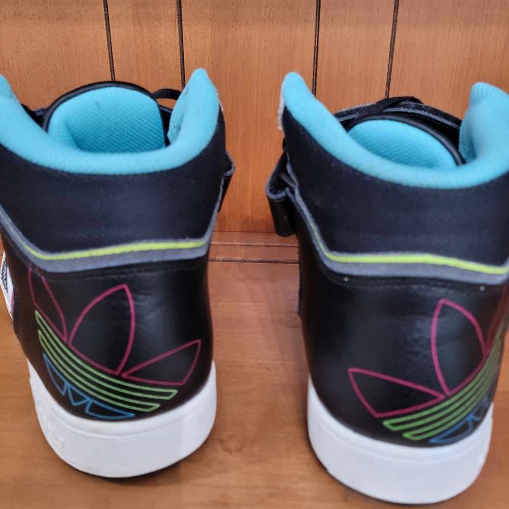 Adidas Varial Mid men's Size 11 sneakers. - Picture 4 of 7